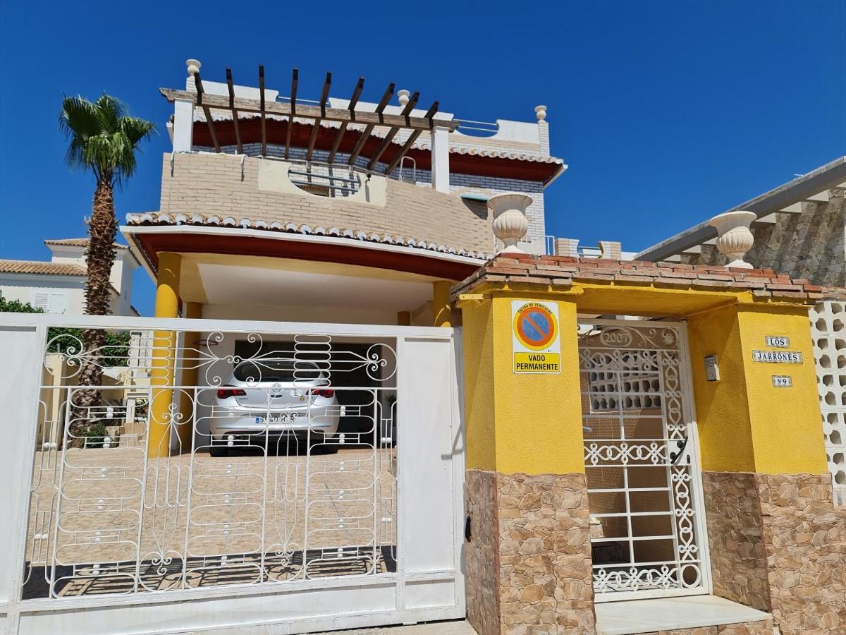 Chalet Los Jarrones Torre Del Mar Exteriör bild